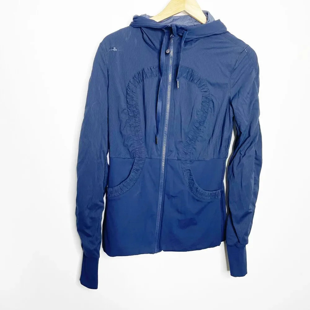LULUEMON Dance Studio Reversible Jacket Cadet Blue Navy Womens US 4 - Picture 9 of 10